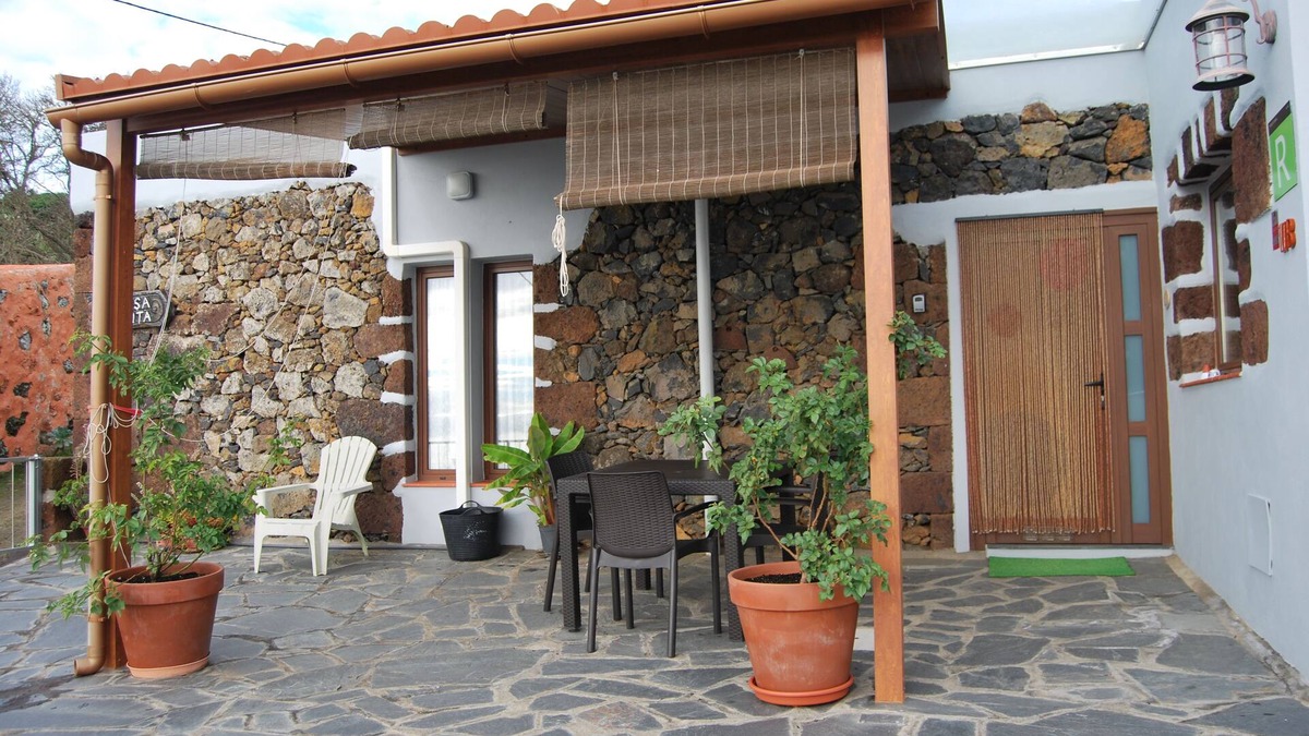 Isora Cottage | Rural house located in a natural environment in El Hierro