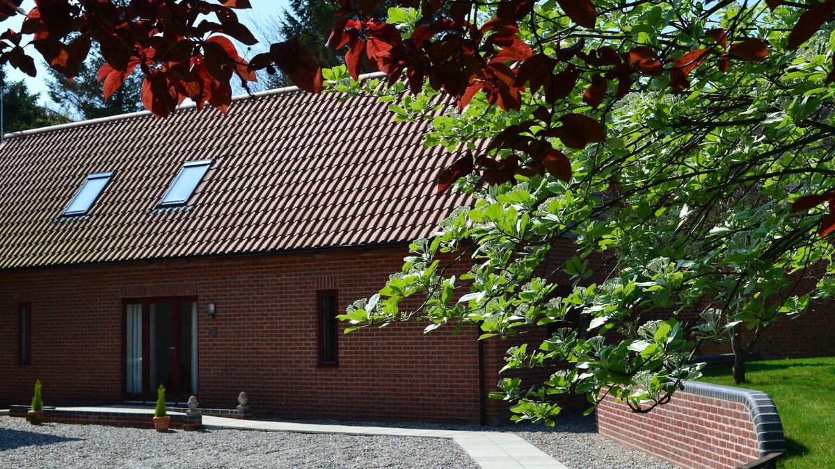 Honing House | Rural Location with countryside views, centrally placed to explore North Norfolk