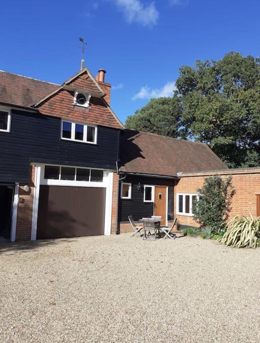 Dorking House | Rural Retreat near Dorking