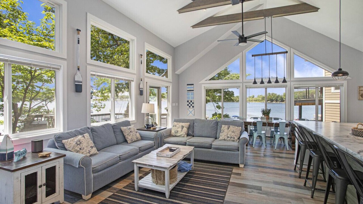 Sister Lakes House | Rusted Anchor · 7 bedroom gem in Sister Lakes