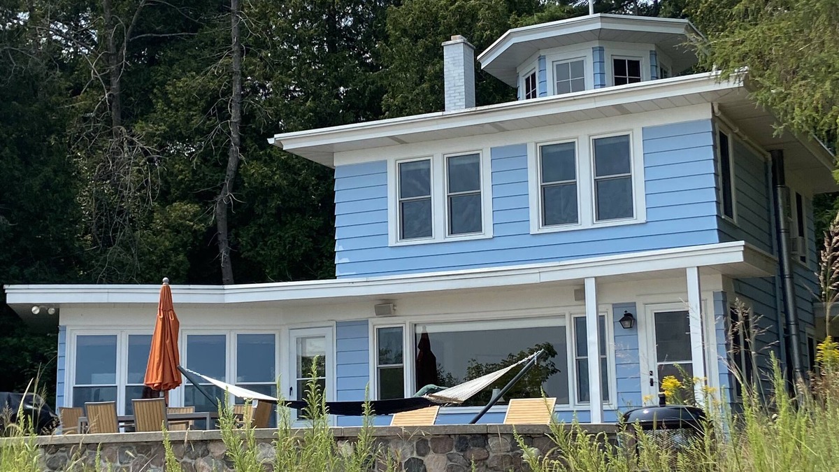 Oostburg Cottage | Rustic 3BR cottage on beach, 40 min from downtown Milwaukee.