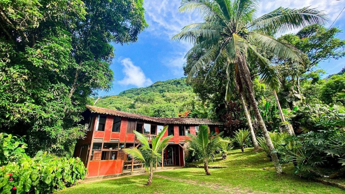 Picinguaba House | Rustic and sophisticated hideaway with seaview