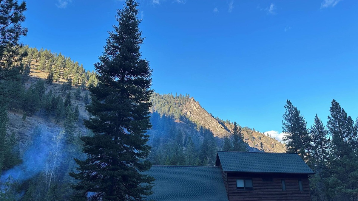 Superior Cabin | Rustic Big Sky "Cabin"