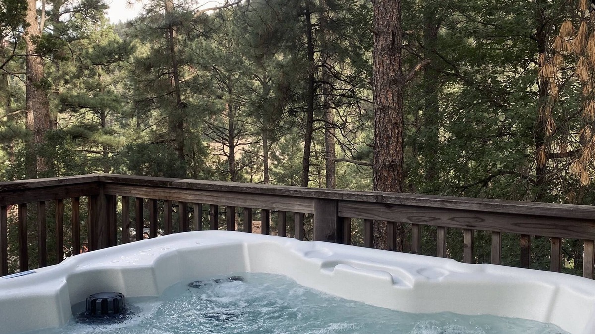 Ruidoso Cabin | Rustic Cabin in the Heart of Ruidoso with Hot Tub!