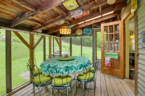 Northfield House | Rustic-Chic Cottage with Yard and Grill - Near Hiking!
