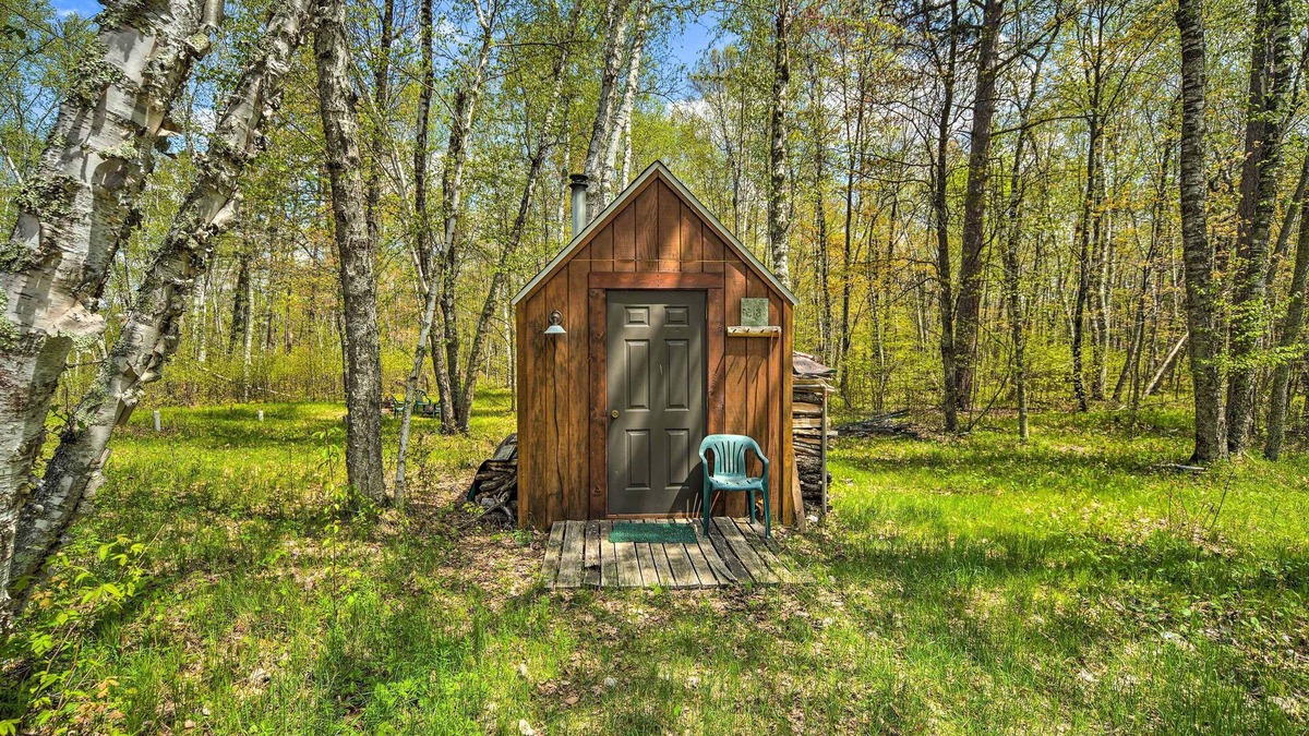 Crosslake Apartment | Rustic Crosslake Apartment w/Deck, Water Access!