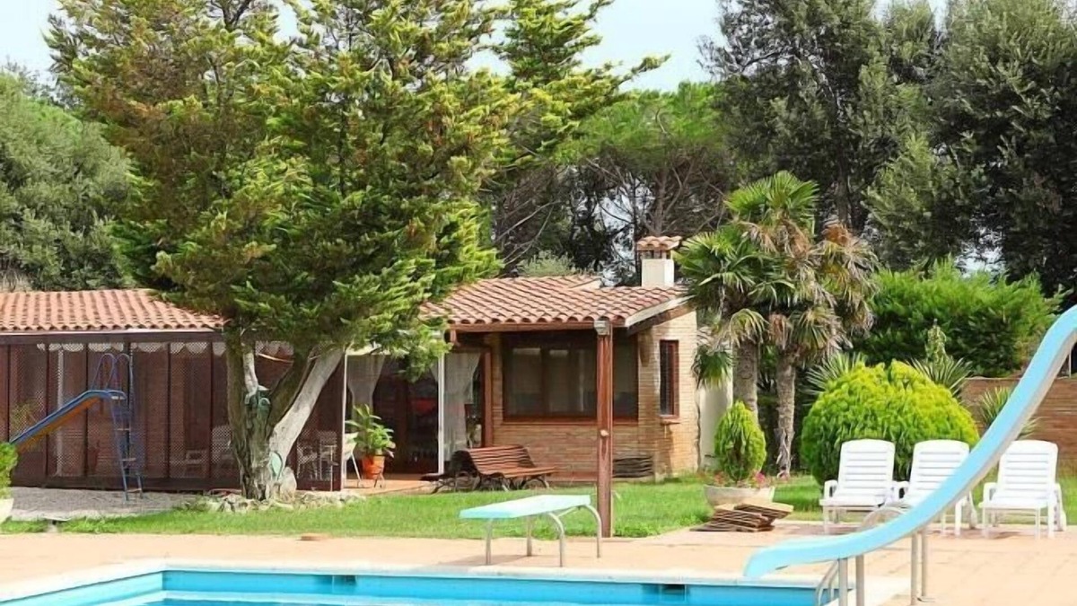 Fornells de la Selva Villa | Rustic house with pool in Girona