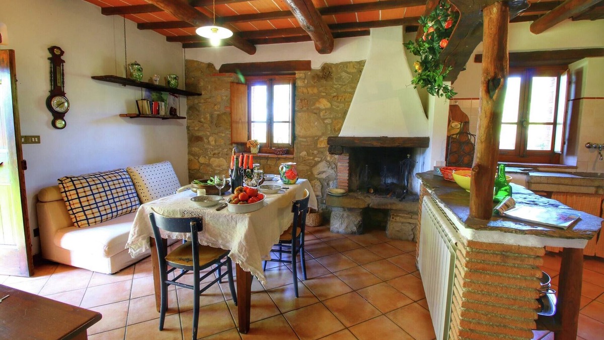 Ortignano Raggiolo House | Rustic Holiday Home, Ortignano