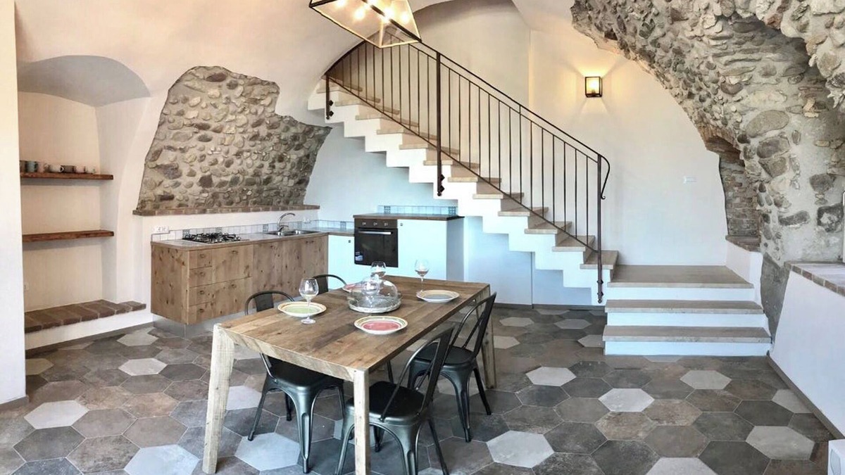 Ponti sul Mincio House | Rustic house with beautiful lake view and Moreniche hills