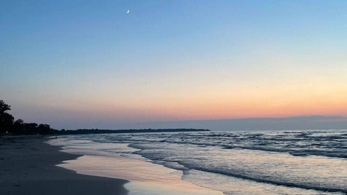 Lambton Shores House | Rustic Ipperwash Guesthouse