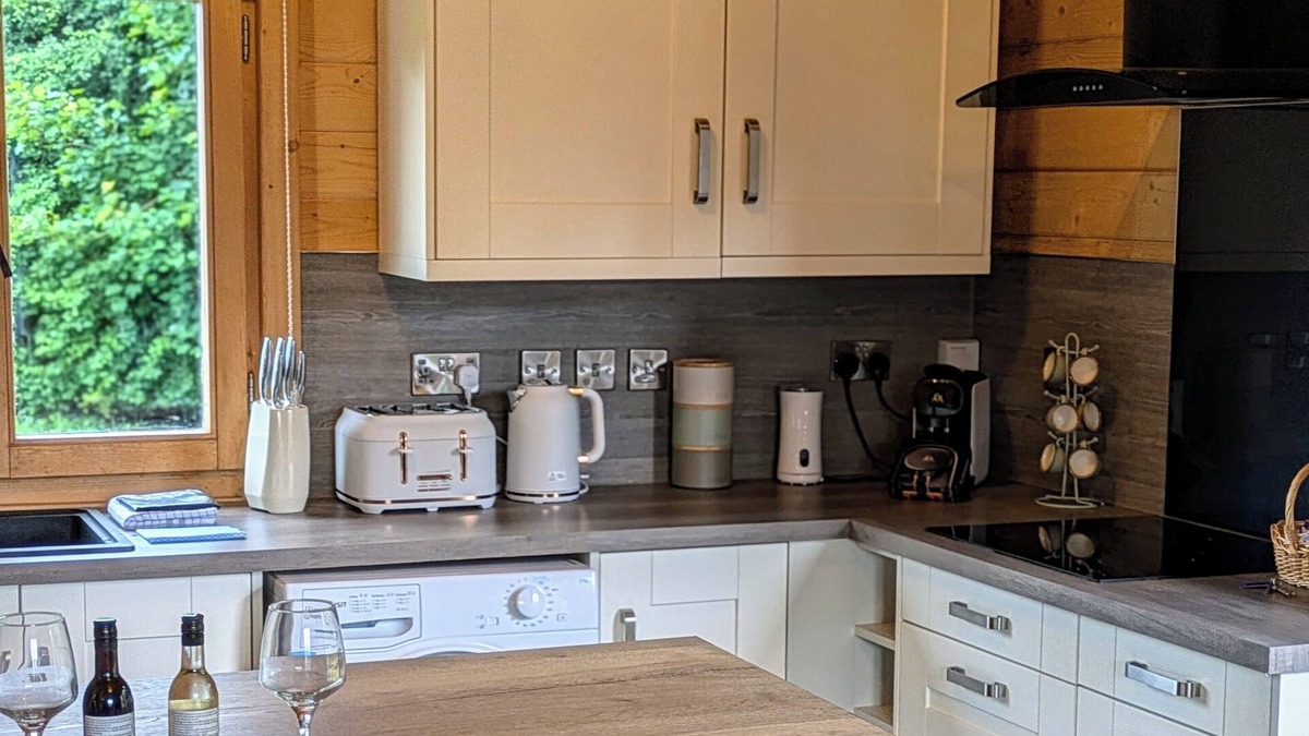 Newcastleton Cabin | Rustic Lodge Retreat at Riverview Holiday Park