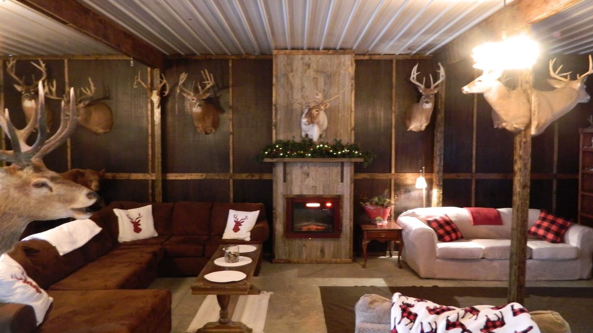 Hillsboro Cabin | Rustic Lodge with private cabins/6 person hot tub and camp fire