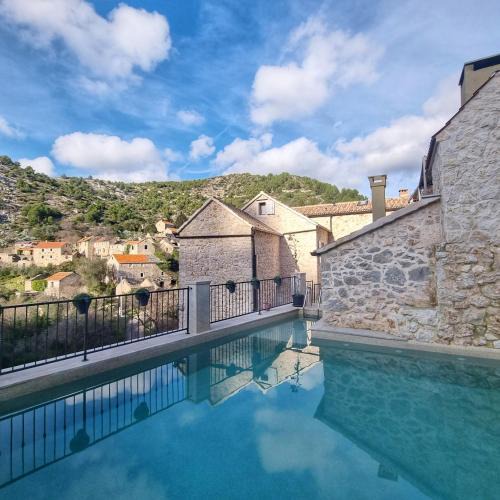 Hvar Villa | Rustic luxury Villa Fulmin