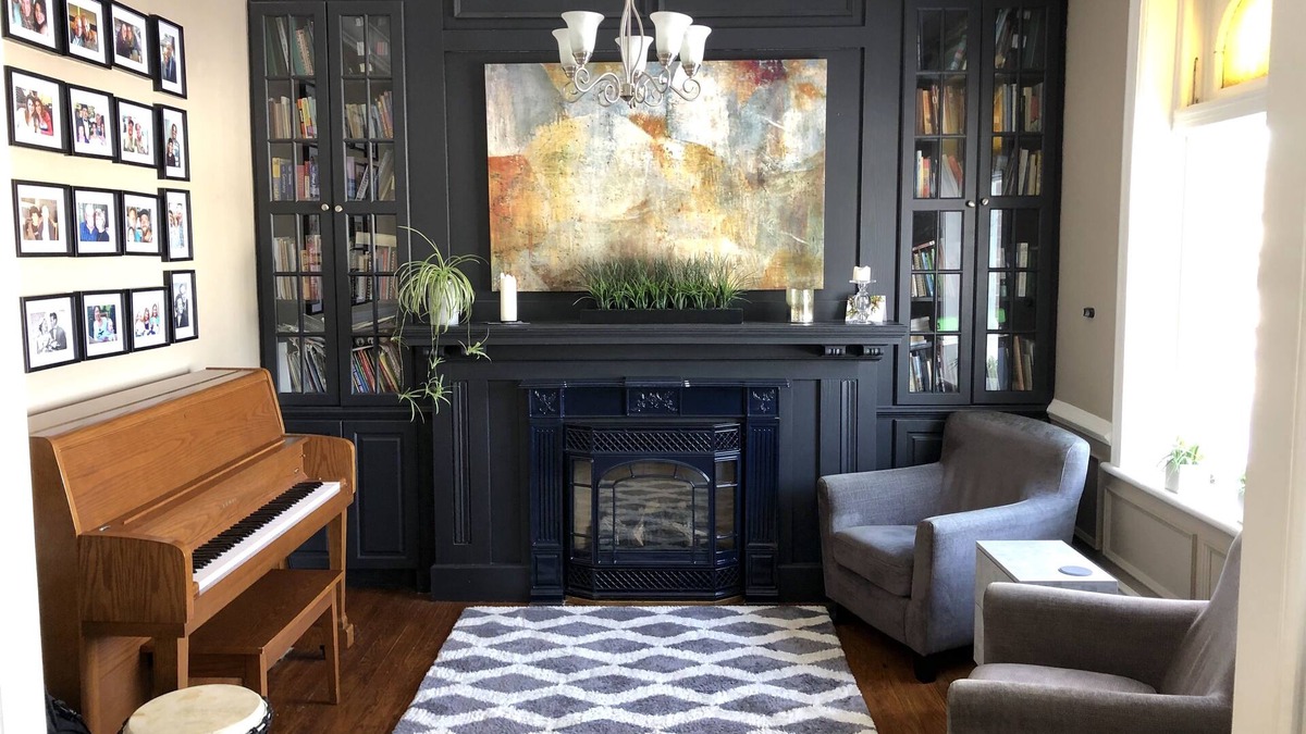 Mono House | Rustic Modern: 4-Acre Mono Heritage Estate Getaway!