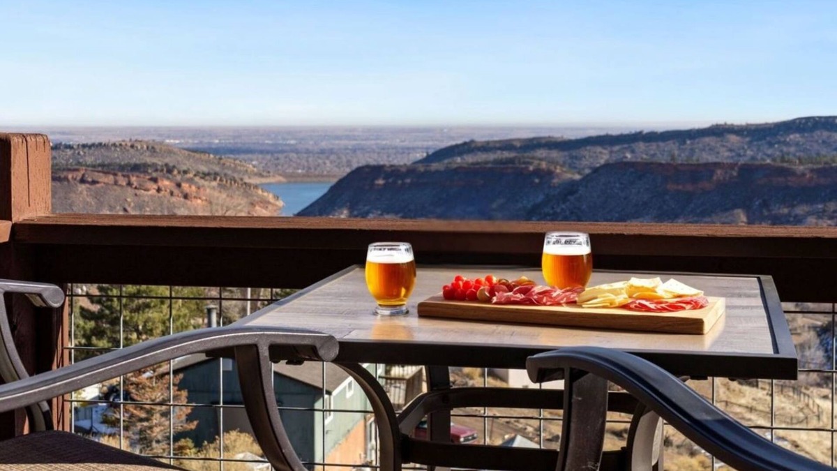 Fort Collins House | Rustic Mtn Home near Marina | Lake & City Views!