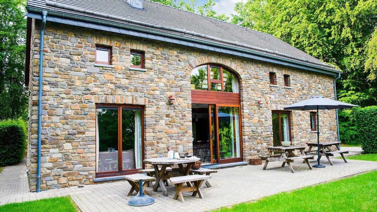 Walk House | Rustic Retreat in Malmedy