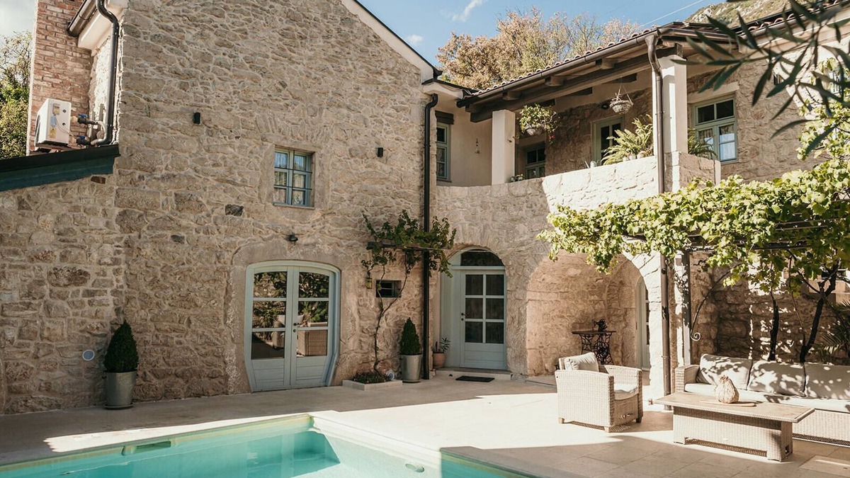 Tribalj Villa | Rustic stone villa with private heated pool near Crikvenica