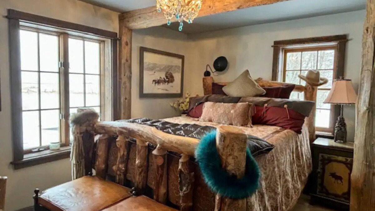 Tetonia House | Rustic Teton Ranch
