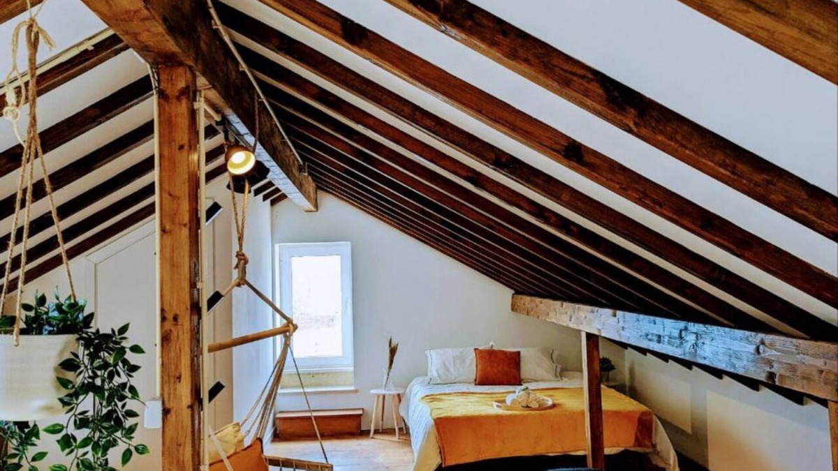 Sobral House | Rustic Village Beach House Sleeps 8 - 5 Mins from Areia Branca and Lourinha