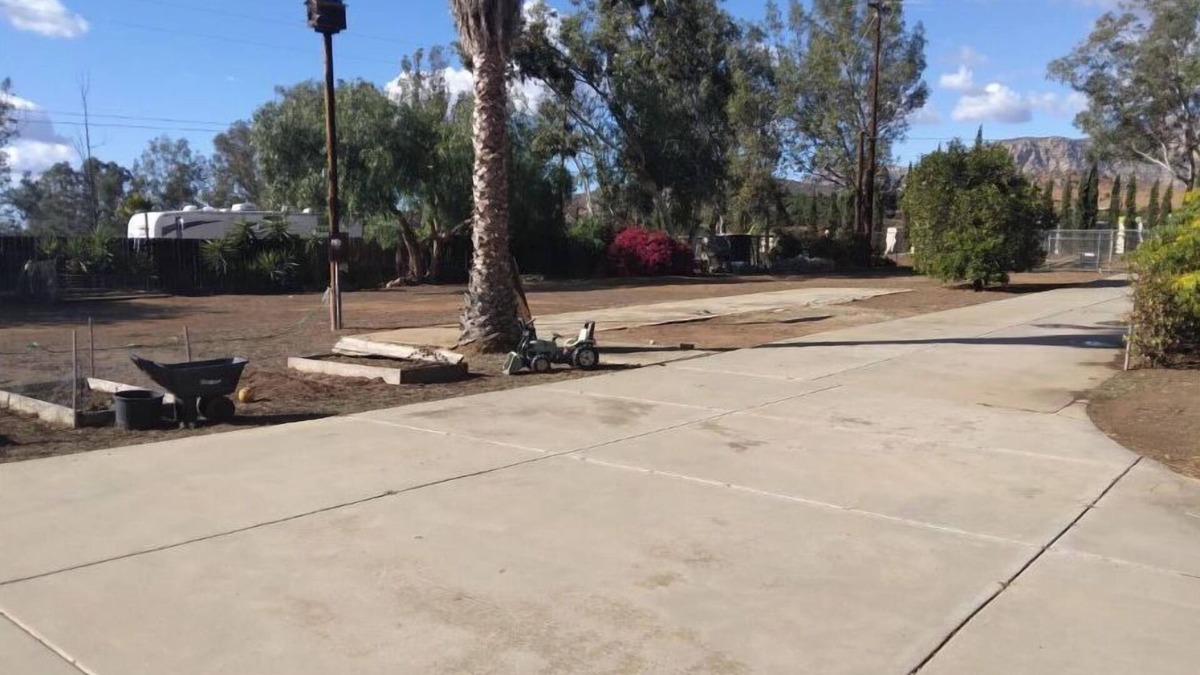 El Cajon RV Rental | RV hookup space for rent