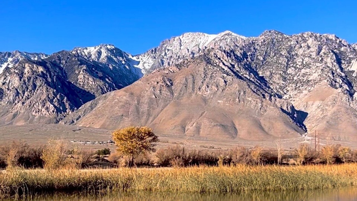 Olancha RV Rental | RV Site #15 near Death Valley