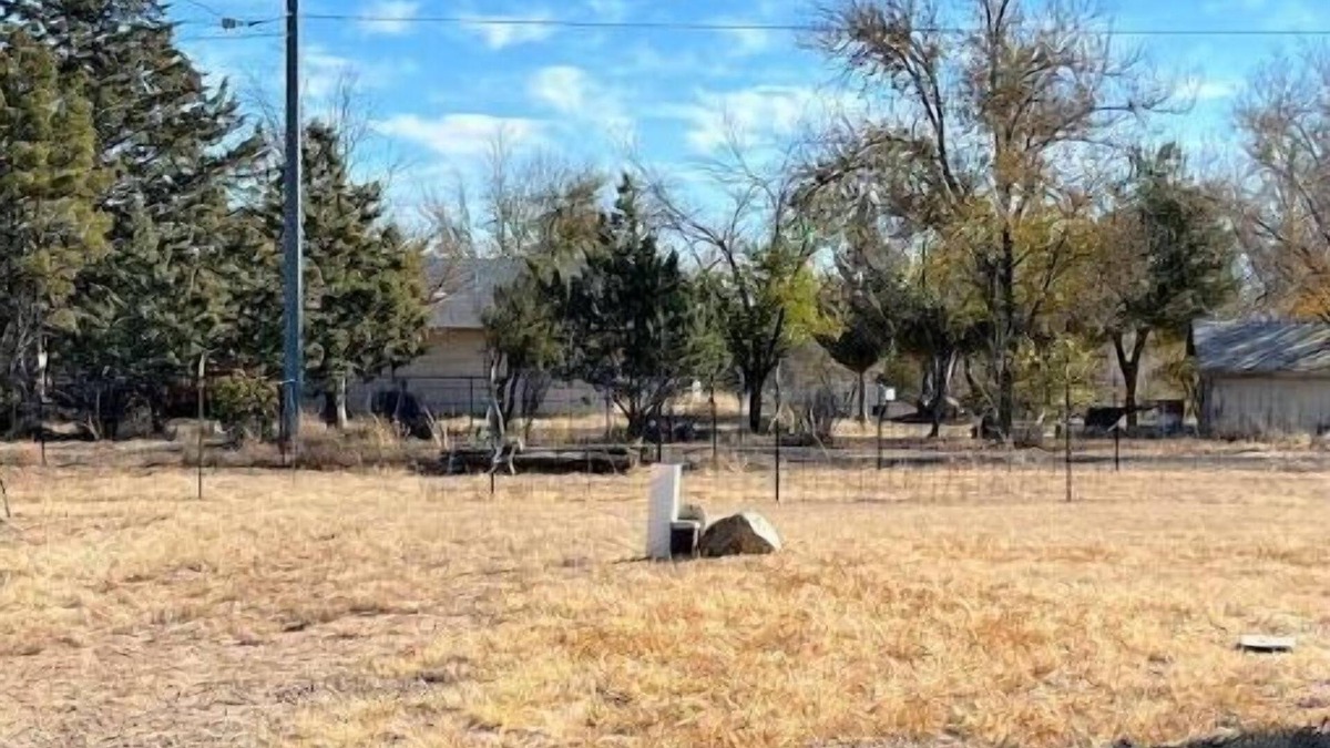 Chino Valley House | RV Spot with Full Hook Ups.