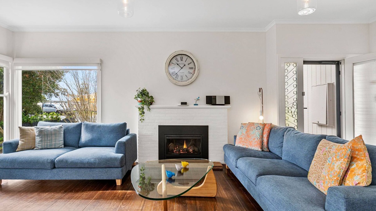 Rye House | RYE Classic- amazing location, up to13 guests, foxtel, - BONUS* NIGHT OFFER 2025