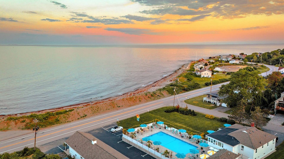 Rye Apartment | Rye Motor Inn: An Adults-Only Apartment Hotel