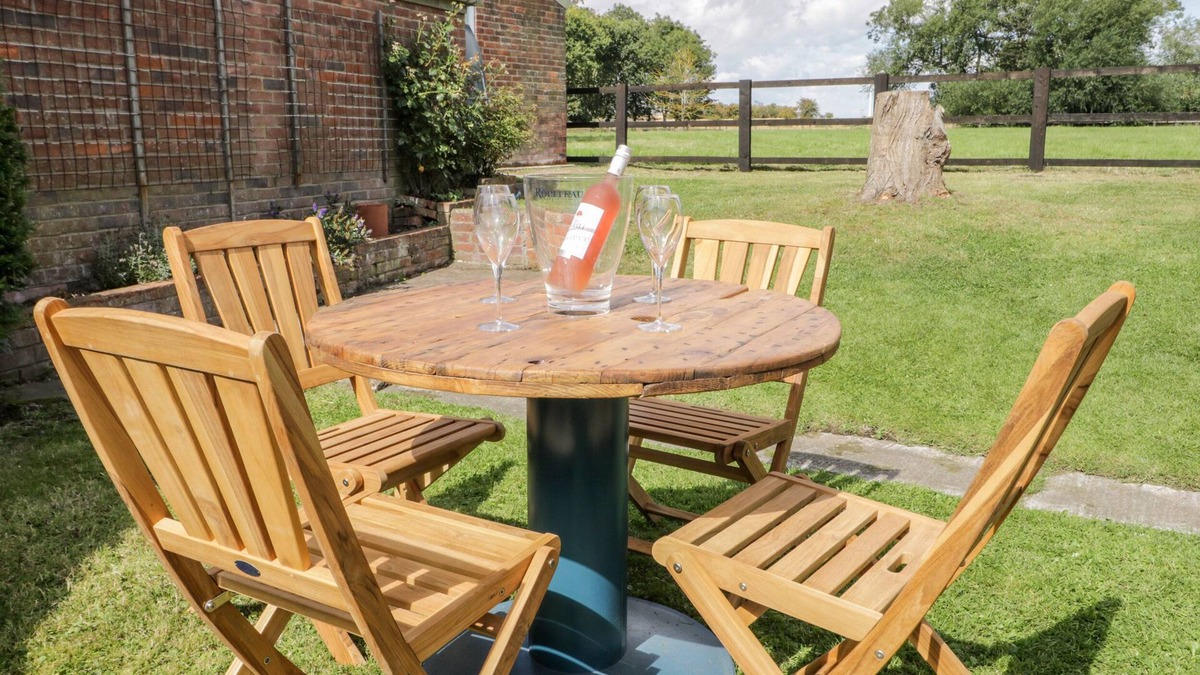 Winestead Cottage | Ryeby Garth