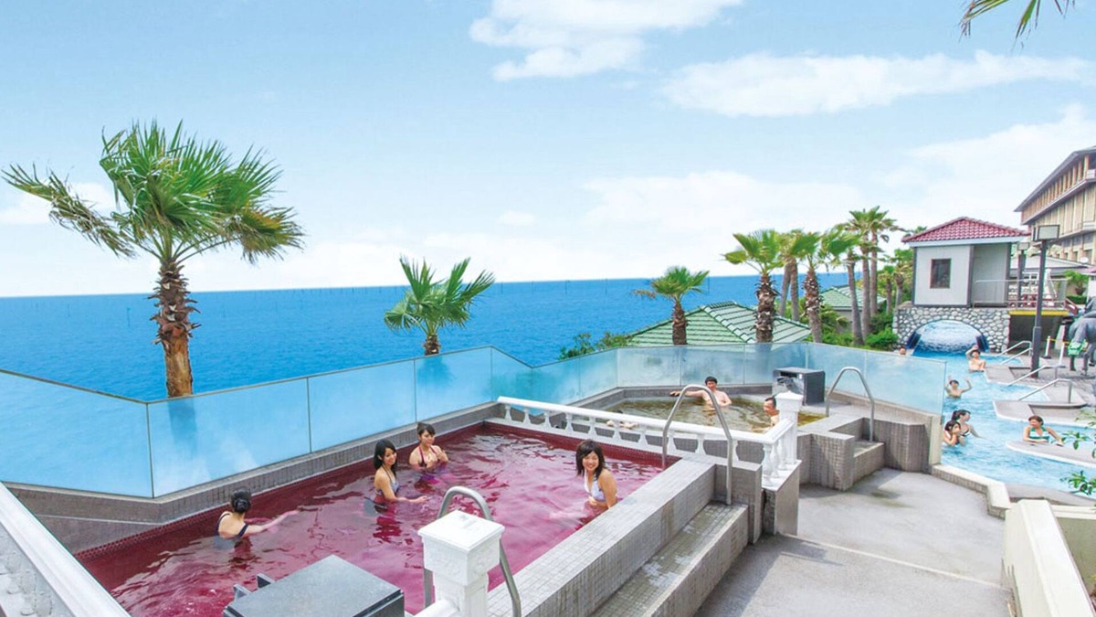 Kuroto House | Ryugujo Spa Hotel Mikazuki Fujimitei