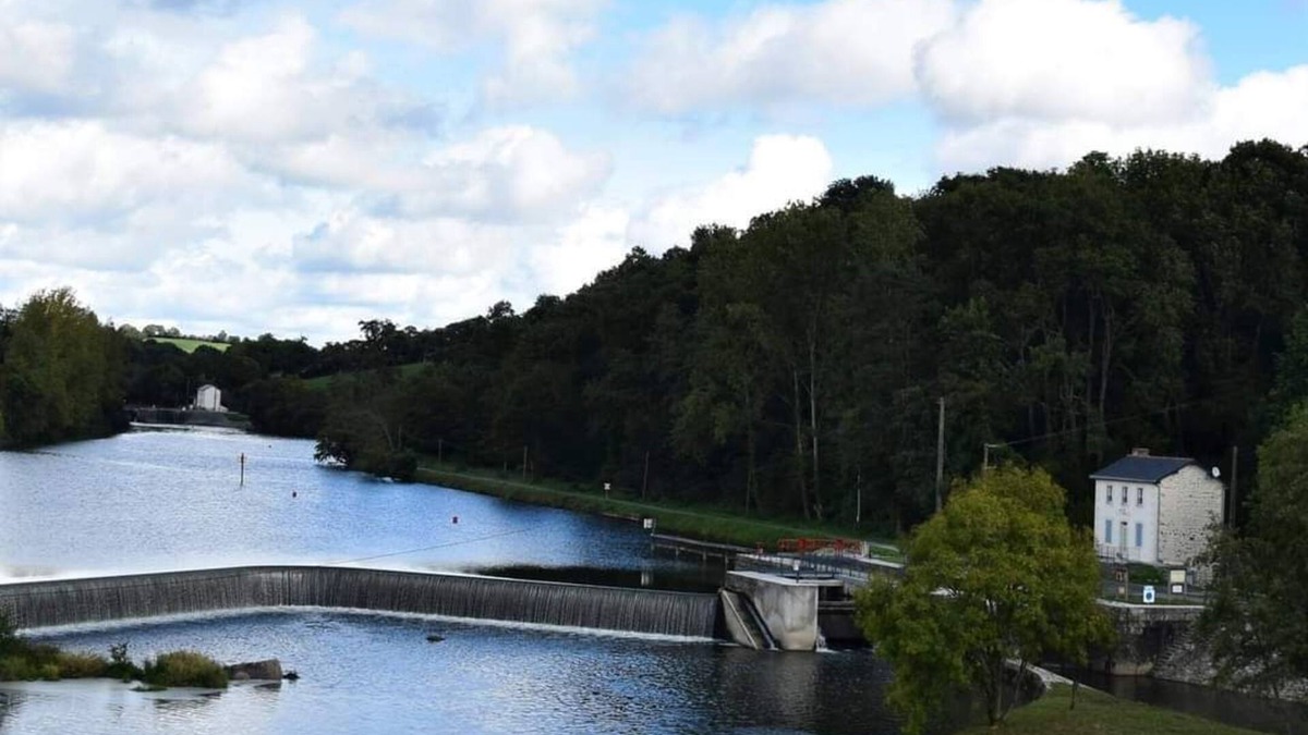 Montflours House | Séjour en Bords de Rivière Entre Laval et Mayenne