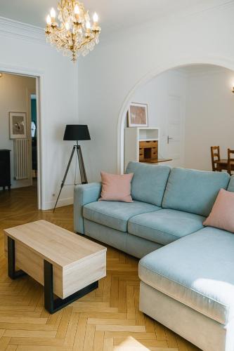 Chambery Apartment | Séjour lumineux à 800m gare, près des Éléphants