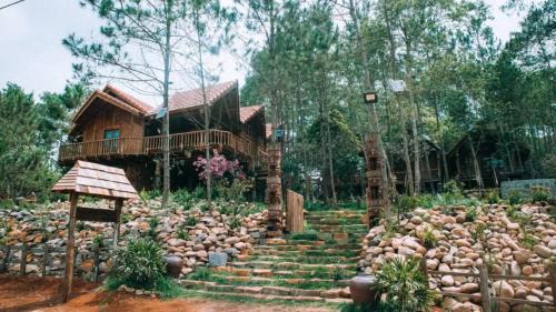 Kon Plong Hotel | Sóc House Măng Đen