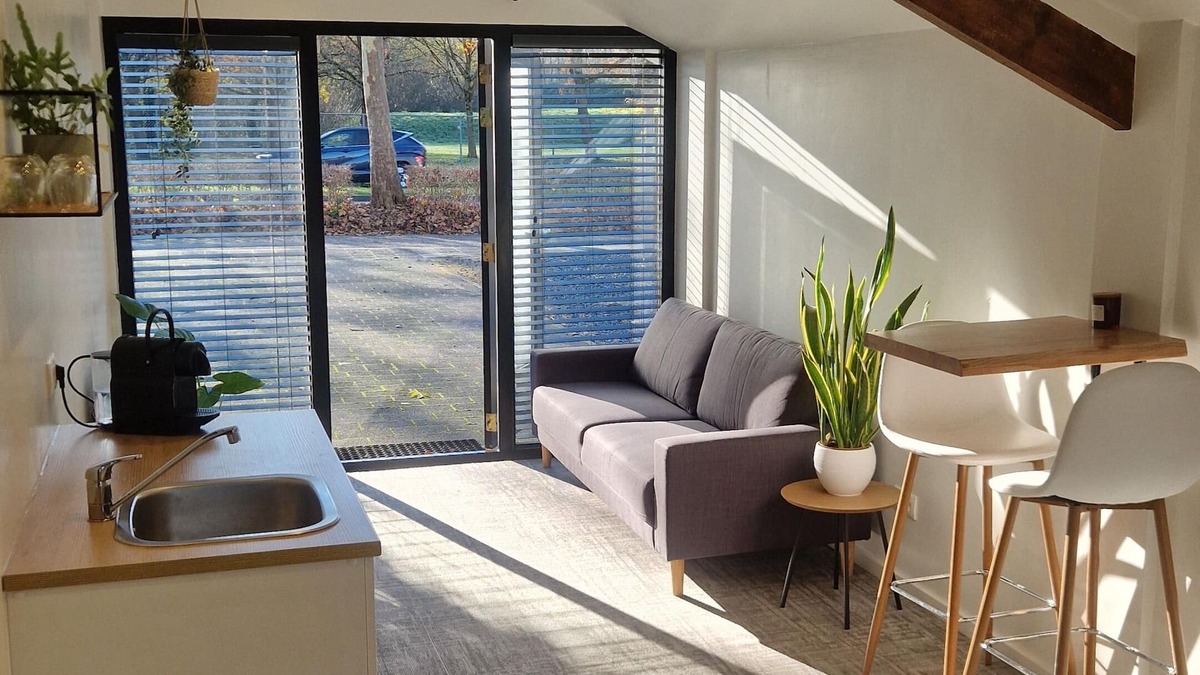 Heerlen Apartment | S U I T E 21