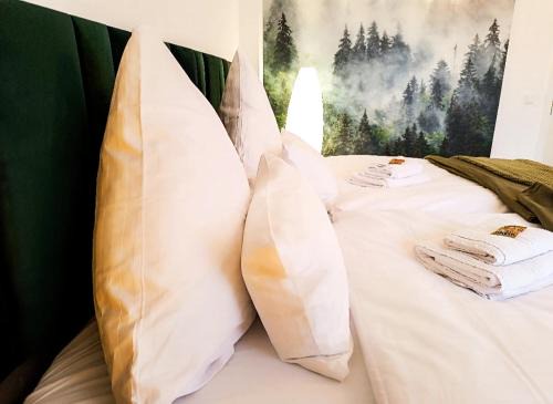 Warburg Apartment | SA Exklusives Stadtapartment mit 3 SZ