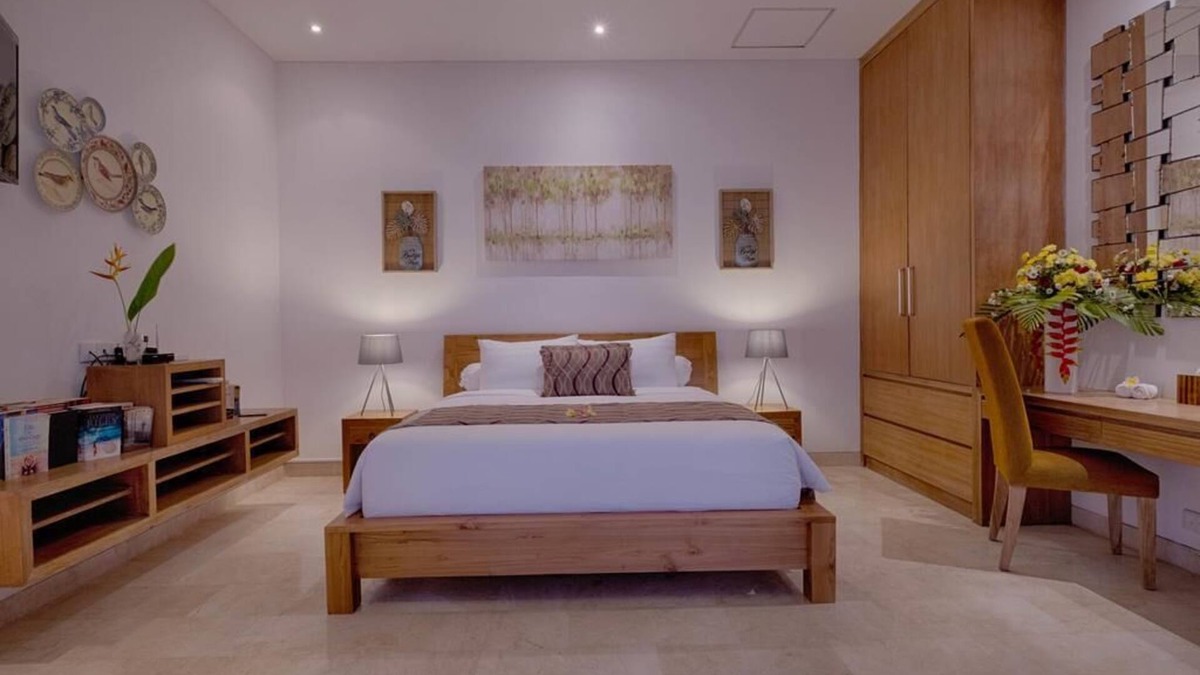 Saba House | Saba 5BR stunning Private Beach Front + Hot Tub+Breaskfast AT