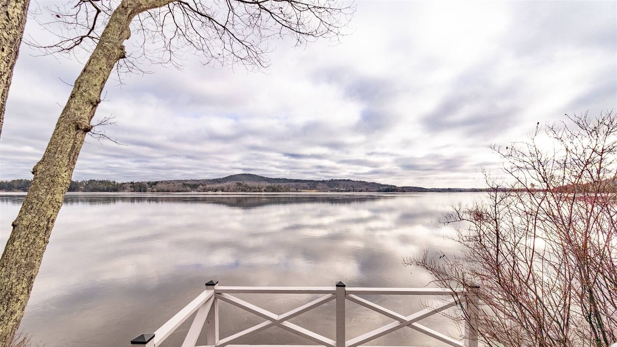 Greene Villa | Sabattus Lake Sleeps 5
