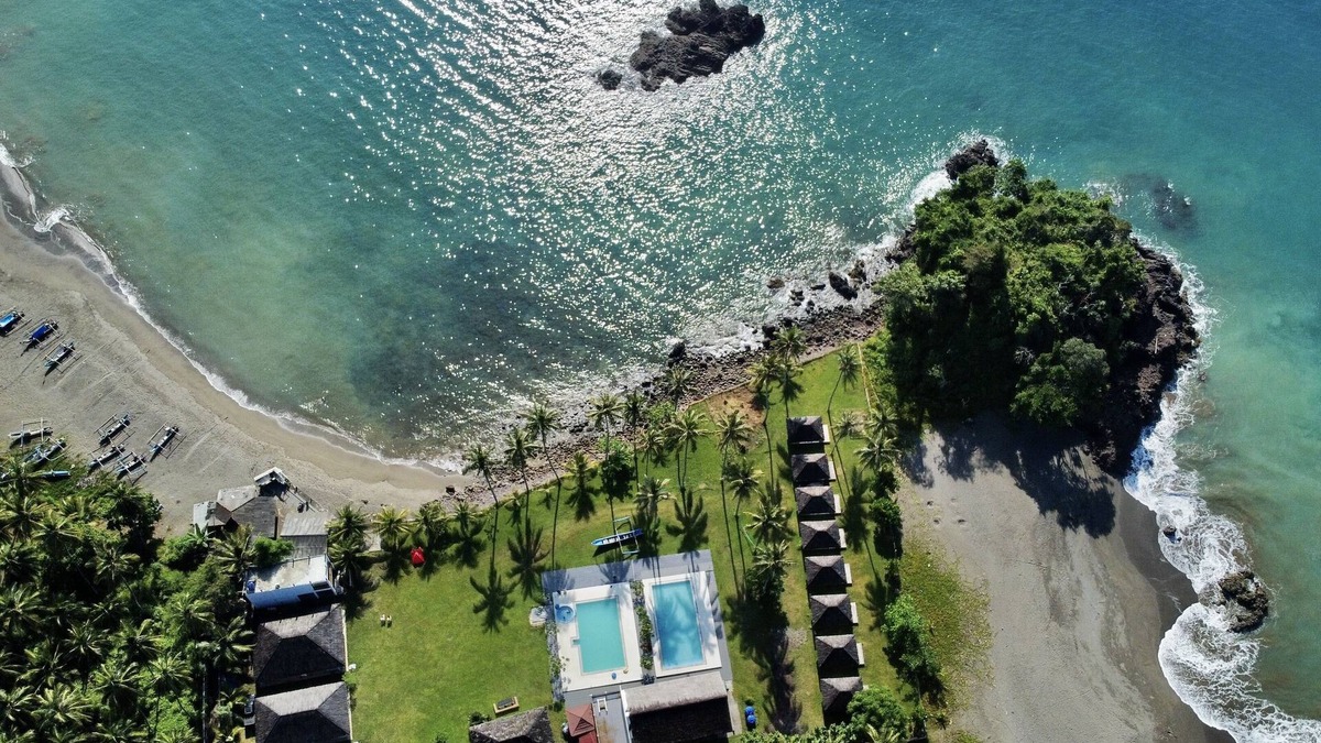 Cisolok Hotel | SAESEA Private Beach & Resort