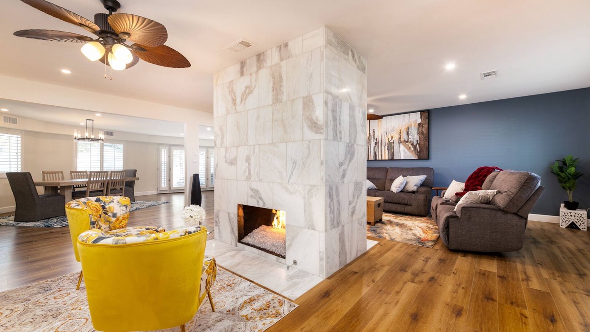 Riverside House | Safe Pet & Family Friendly*Clean*King Beds*Fast WIFI*3B2B