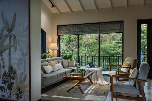 Alibaug Villa | SaffronStays Arabella