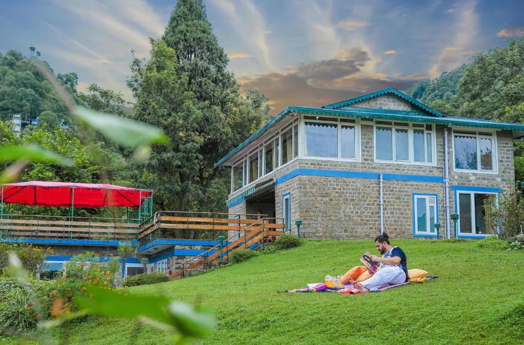 Kasauli Villa | SaffronStays Kasauli Estate