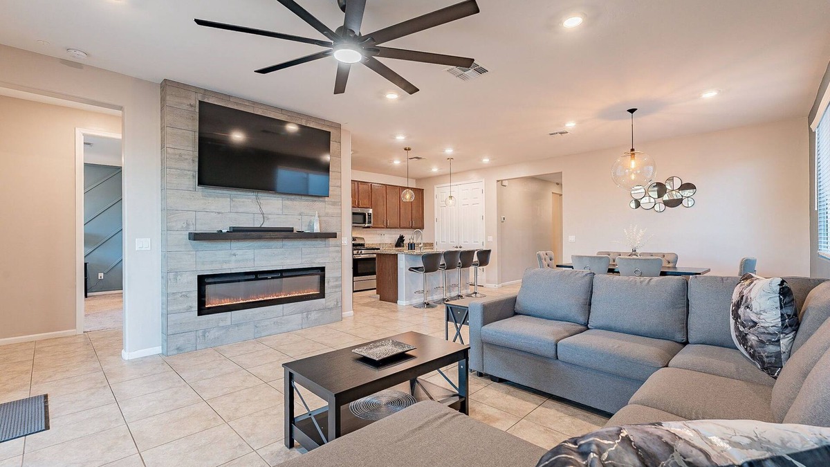 Sahuarita House | Saguaro Heaven, Charming 4-bedroom + sleeping sofa, WiFi,AC in Sahuarita AZ
