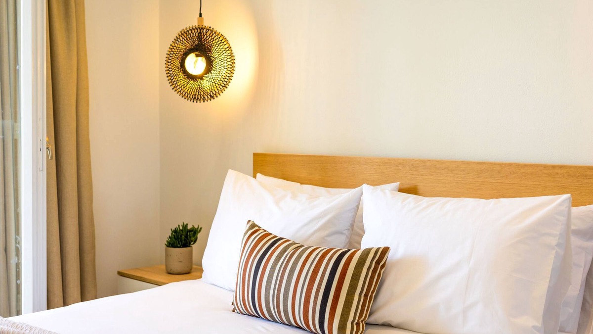 Kastraki House | Sahara Apartments - King Suite with Sea view