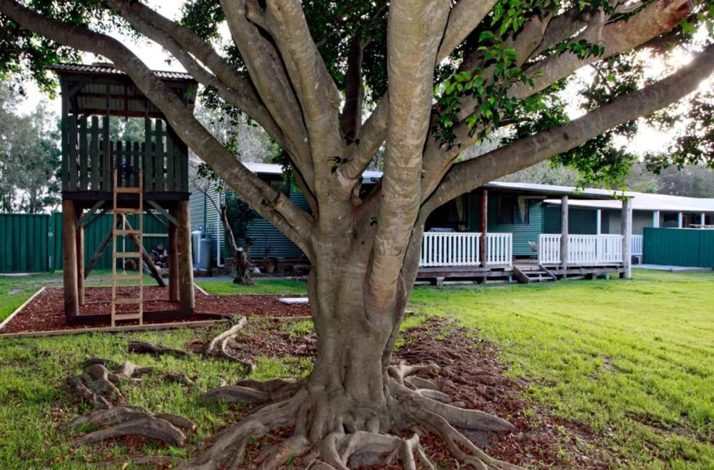 Anna Bay House | Sahara Trails Complex Sleeping groups WiFi Air Conditioning Horse Riding and much more
