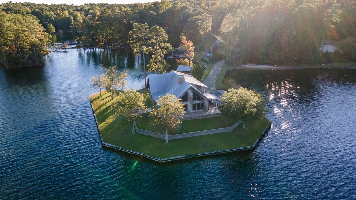 Pleasure Point House | Sailboat Point by Big Fish Real Estate Group at Lake Martin