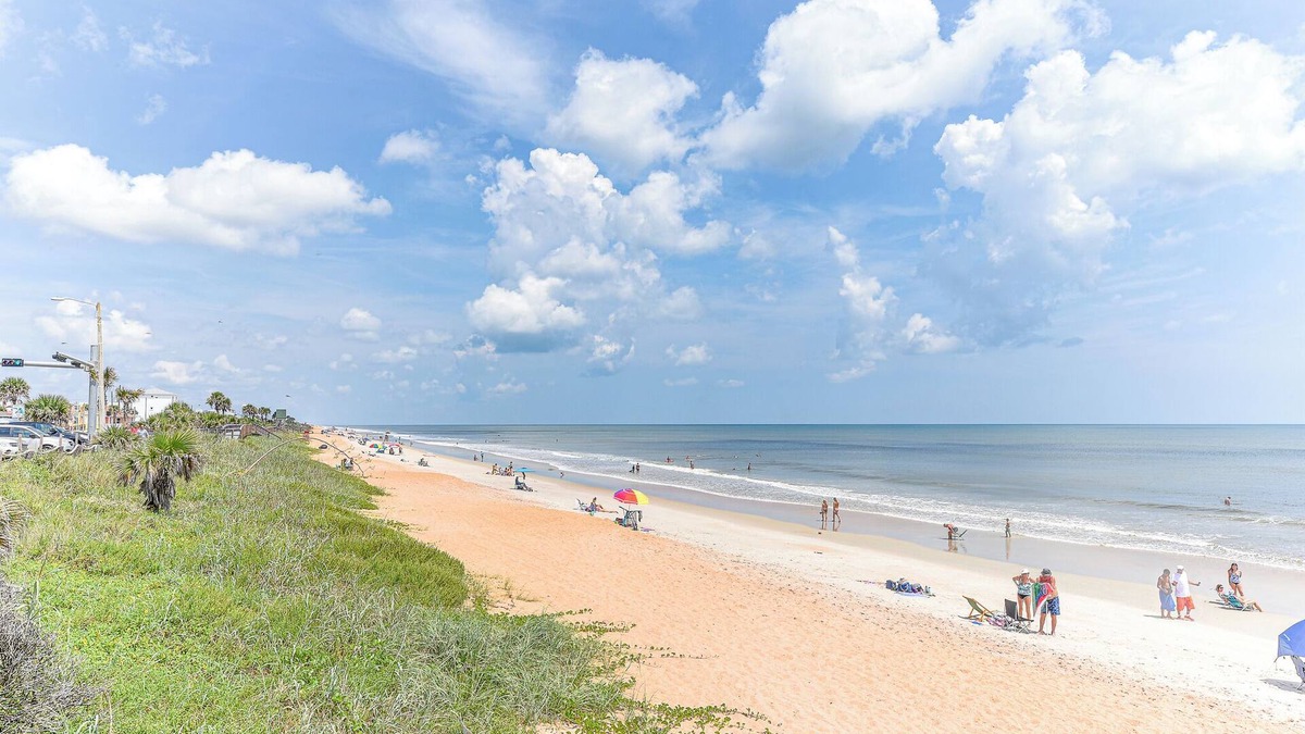 Marineland Acres Cottage | Sailing Mood