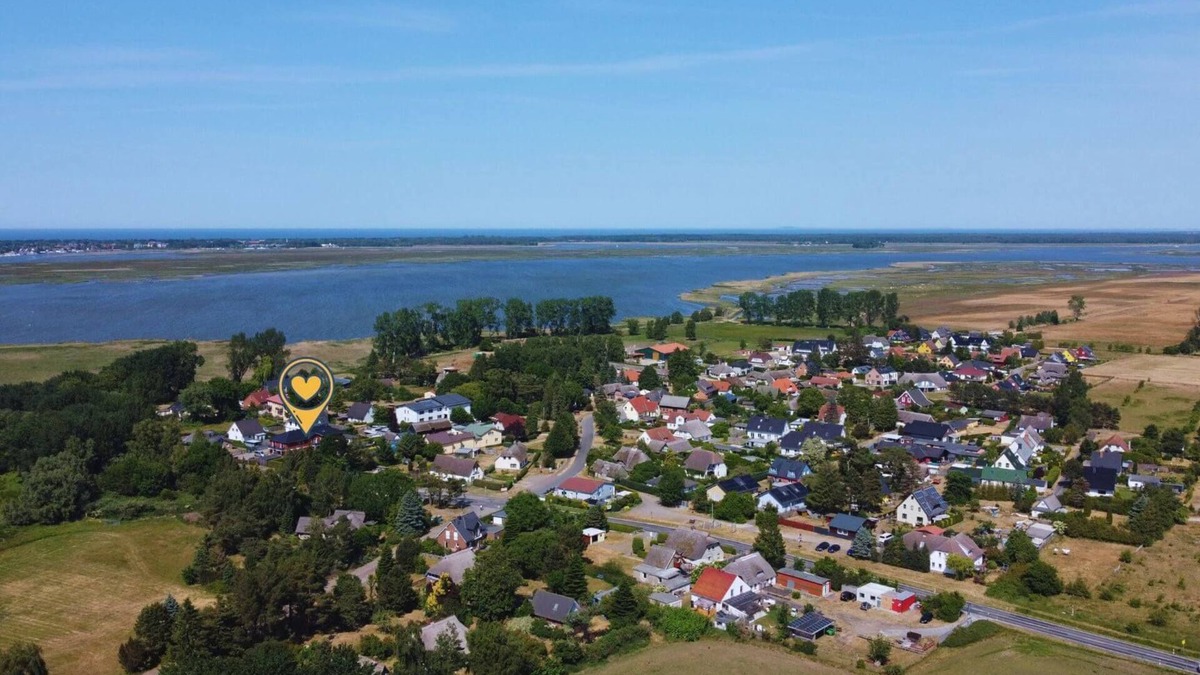 Bresewitz Apartment | Sailor - W9