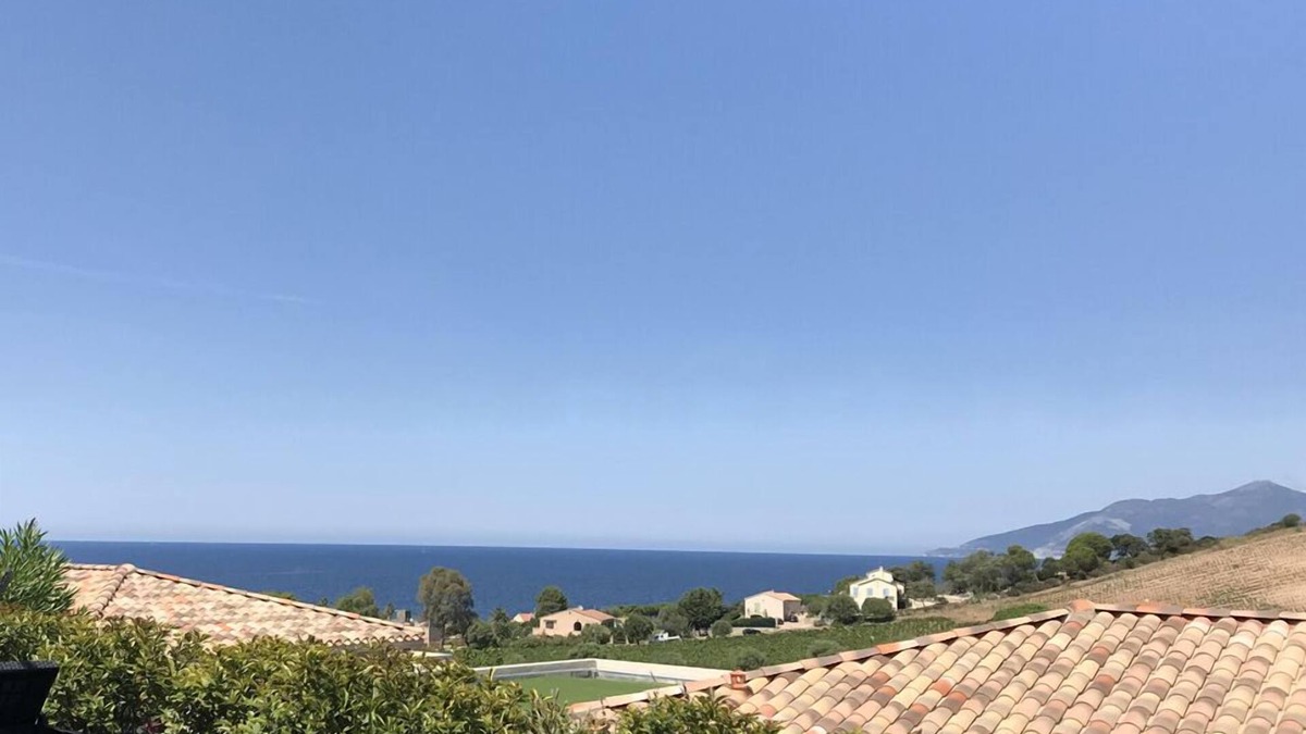 Saint-Florent Apartment | Saint Florent Golf apartment in calm sea and land view