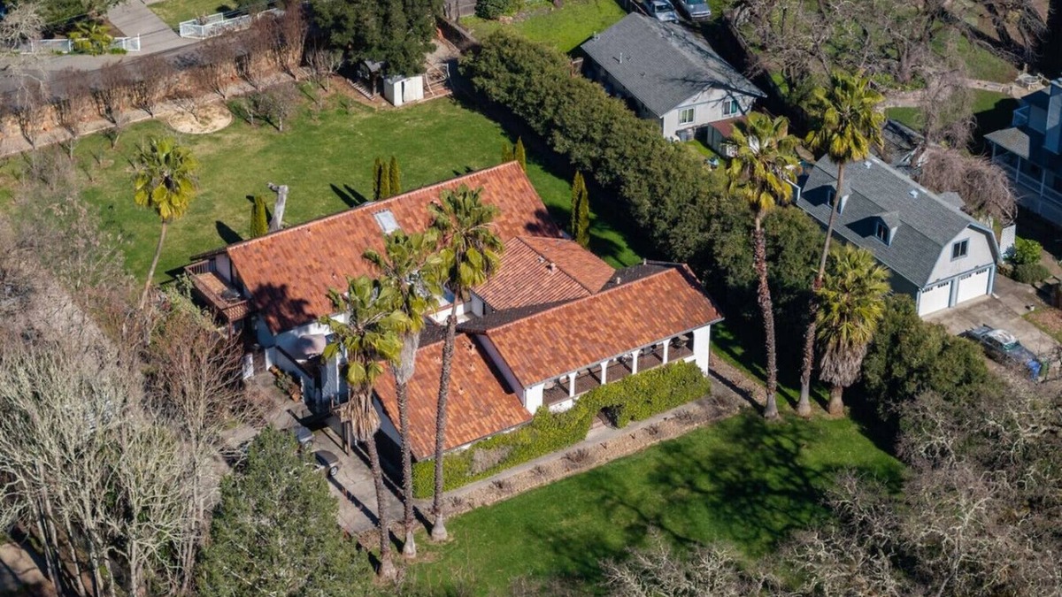 Deer Park House | Saint Helena Wine Villa | Luxury Vineyard Retreat
