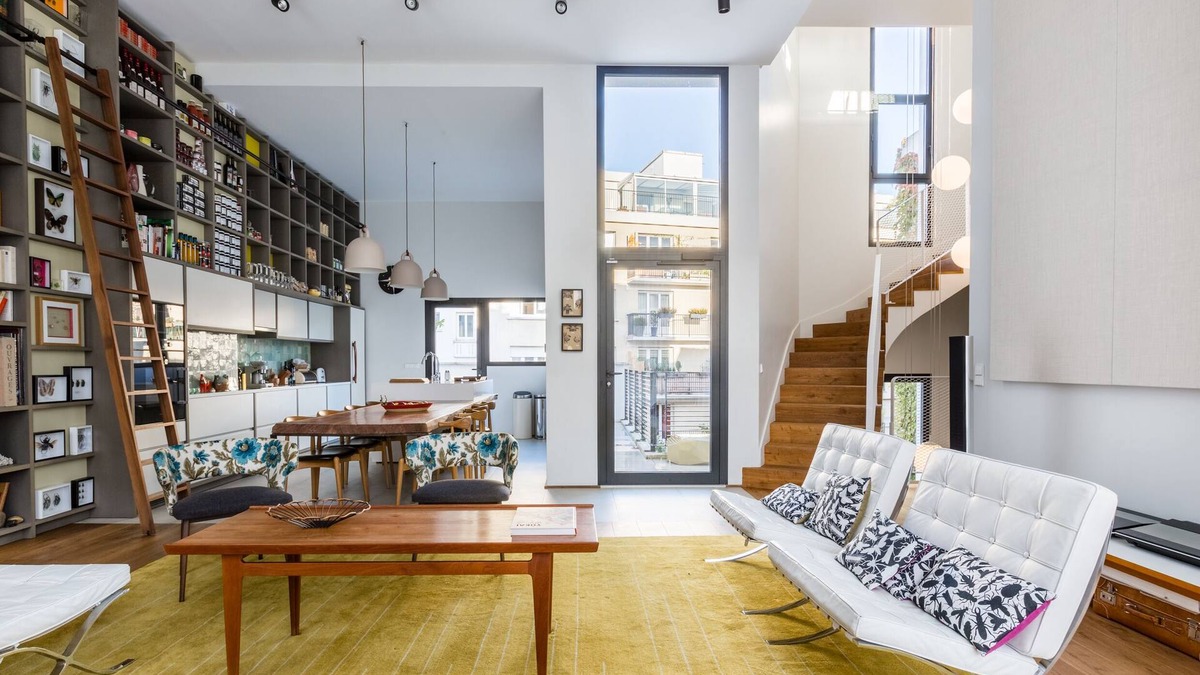 Saint-Lambert House | Saint-Lambert Deluxe, by Veeve